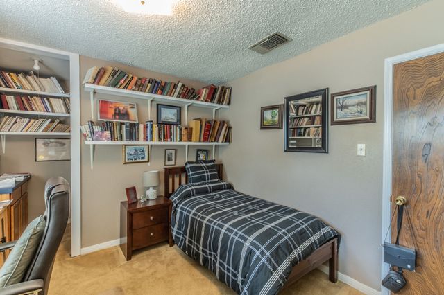 2221 Vanderbilt Court, Denton, TX 76201