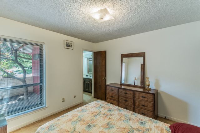 2221 Vanderbilt Court, Denton, TX 76201