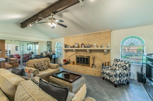 2221 Vanderbilt Court, Denton, TX 76201