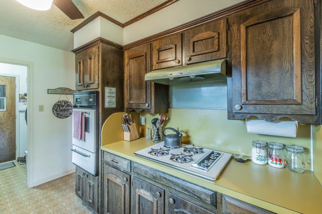 2221 Vanderbilt Court, Denton, TX 76201