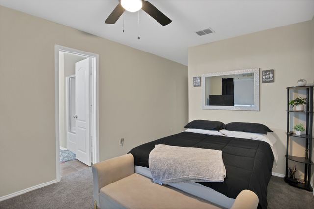 5652 Giddyup Lane, Fort Worth, TX 76179