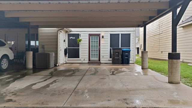 5652 Giddyup Lane, Fort Worth, TX 76179
