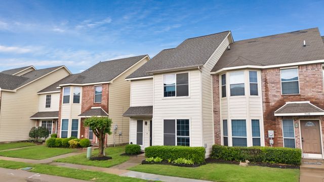 5652 Giddyup Lane, Fort Worth, TX 76179