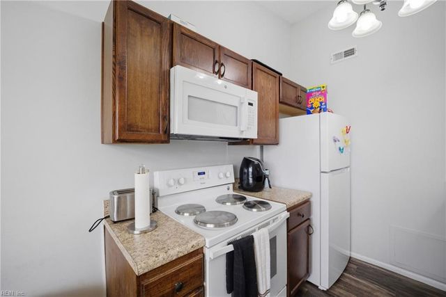 5661 Summit ARCH, Virginia Beach, VA 23462