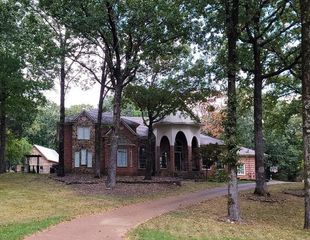 470 WALNUT POINT CV, Memphis, TN 38018