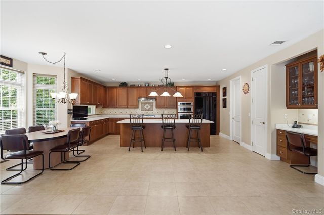 35 Monterrey Drive, Saint James, NY 11780