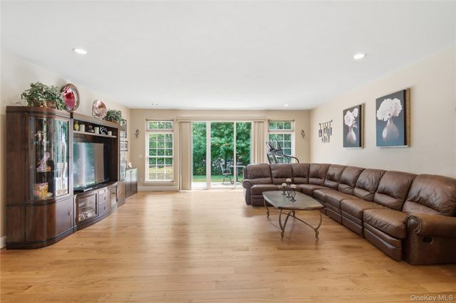 35 Monterrey Drive, Saint James, NY 11780