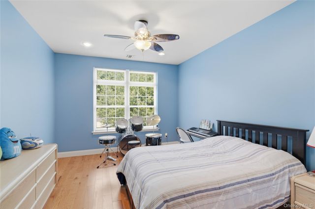 35 Monterrey Drive, Saint James, NY 11780