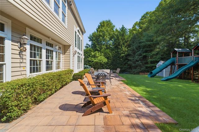 35 Monterrey Drive, Saint James, NY 11780