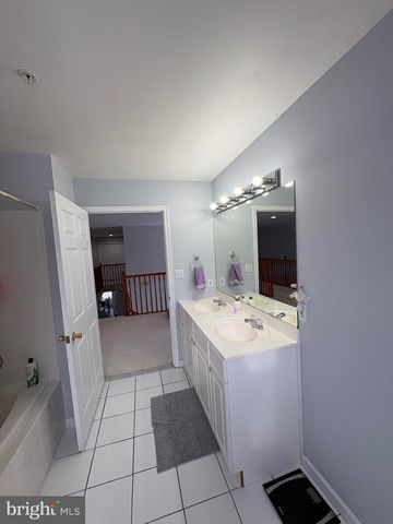 11105 RIVERVIEW RD, Fort Washington, MD 20744