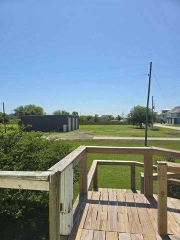 2208 Nelson Avenue, Port Bolivar, TX 77650