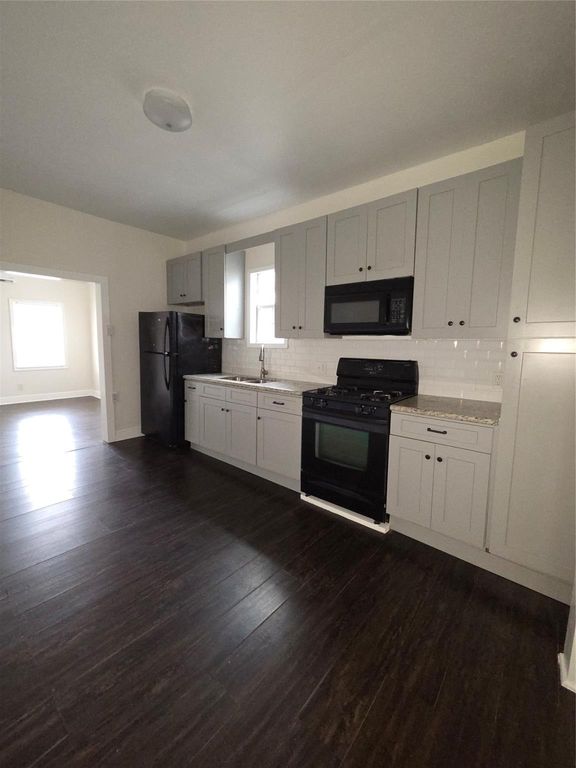 7902 Hudson Street B, Houston, TX 77012