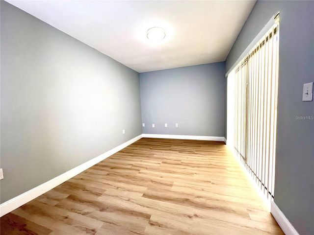 7550 SUNSHINE SKYWAY LANE S P11, St Petersburg, FL 33711