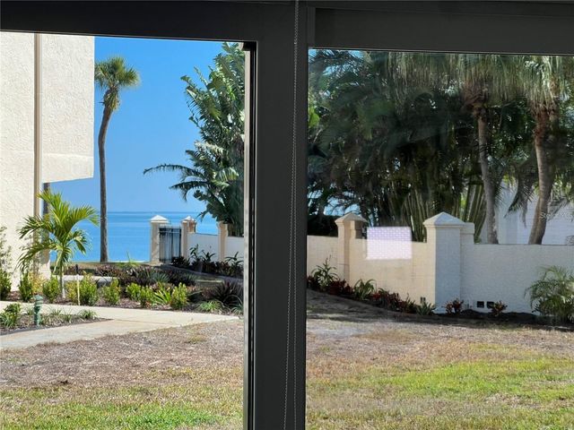 7550 SUNSHINE SKYWAY LANE S P11, St Petersburg, FL 33711