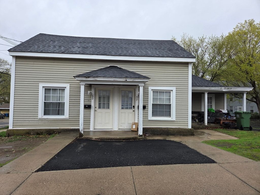 52 North St, Ware, MA 01082