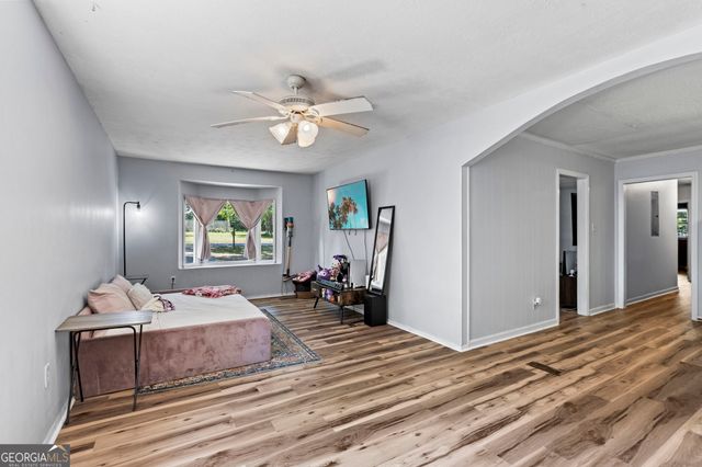 826 Oak Ridge Drive, Perry, GA 31069
