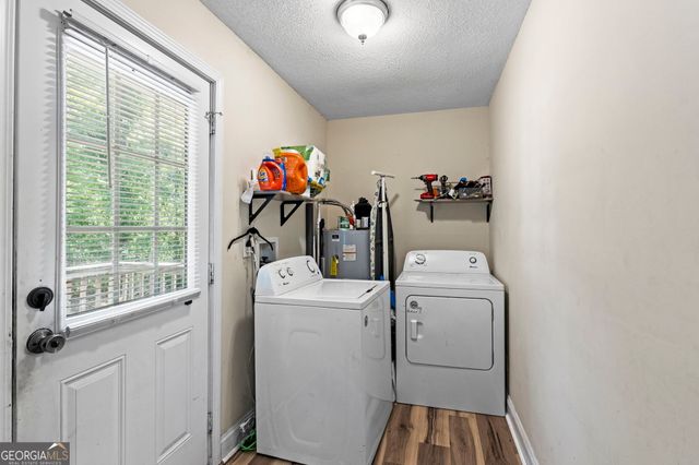 826 Oak Ridge Drive, Perry, GA 31069