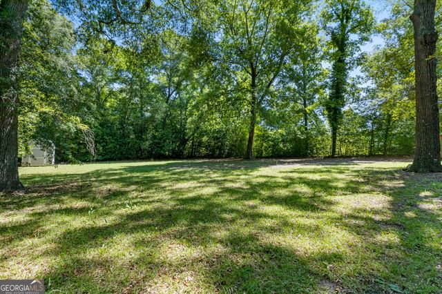 826 Oak Ridge Drive, Perry, GA 31069