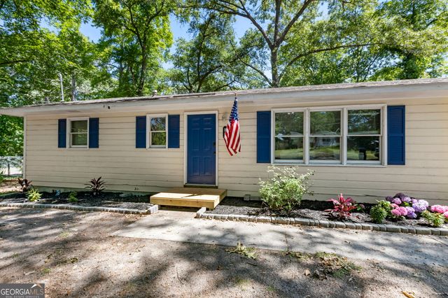 826 Oak Ridge Drive, Perry, GA 31069
