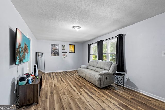 826 Oak Ridge Drive, Perry, GA 31069