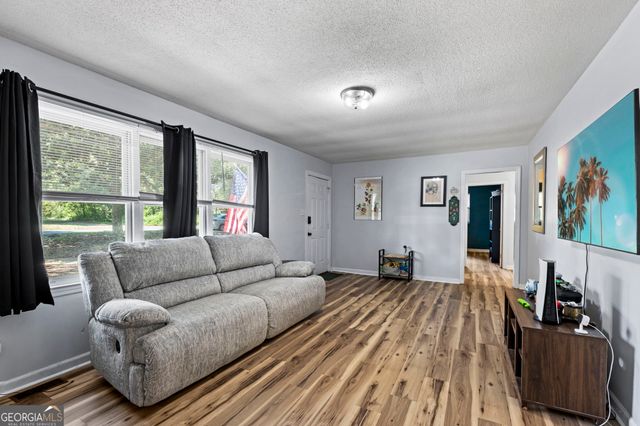 826 Oak Ridge Drive, Perry, GA 31069