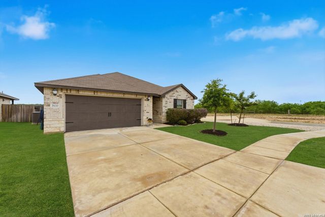 3133 Malbac Dr, Schertz, TX 78154