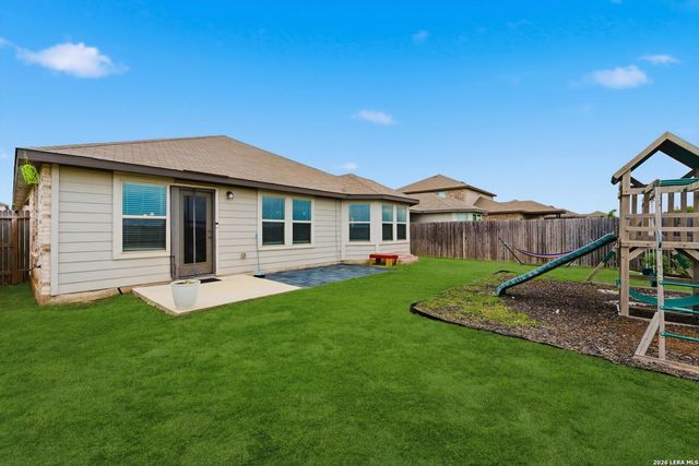 3133 Malbac Dr, Schertz, TX 78154