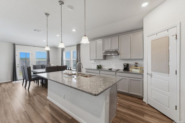 3133 Malbac Dr, Schertz, TX 78154