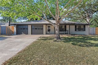 2916 Georgia Avenue, Bryan, TX 77803