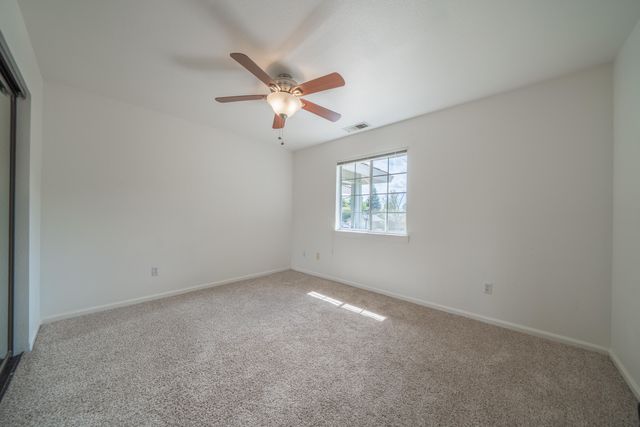 2166 Wicklow Street, Redding, CA 96001