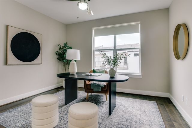 381 E Greenbriar Lane 804, Dallas, TX 75203