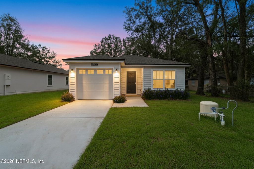 1716 W 17TH Street, Jacksonville, FL 32209