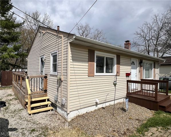 227 Howard Street, Medina, OH 44256