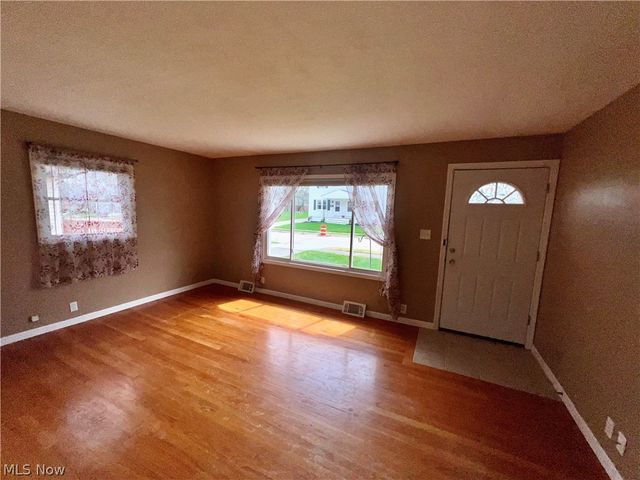 227 Howard Street, Medina, OH 44256