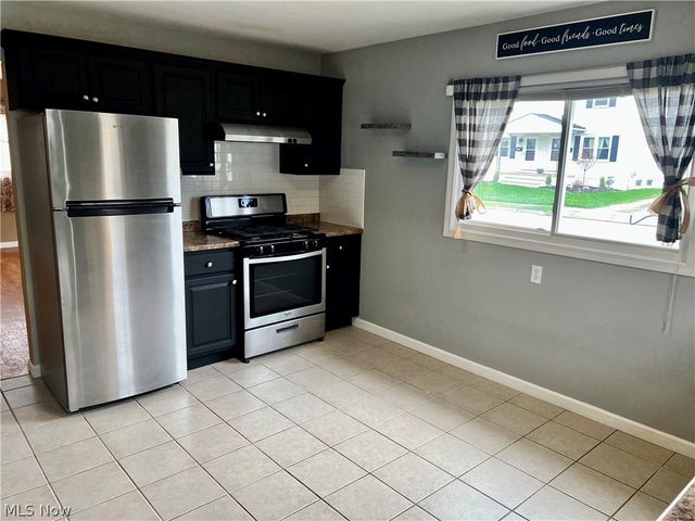 227 Howard Street, Medina, OH 44256