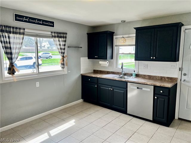 227 Howard Street, Medina, OH 44256