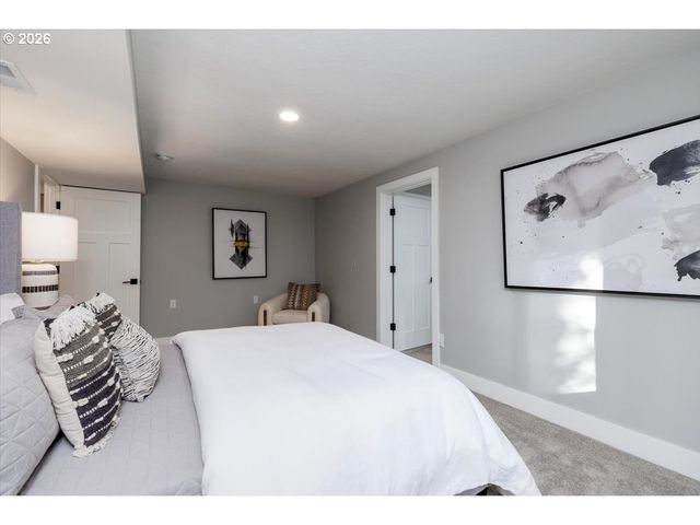 4188 COBB Way, Lake Oswego, OR 97035