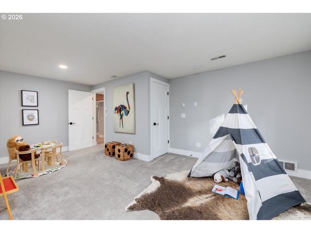 4188 COBB Way, Lake Oswego, OR 97035