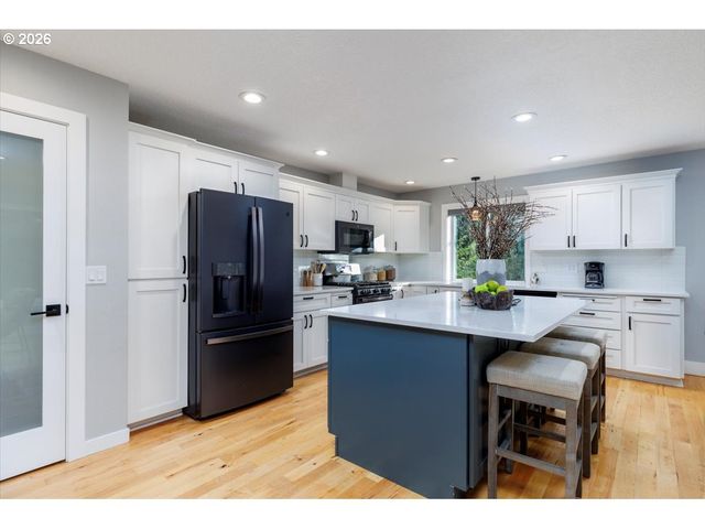 4188 COBB Way, Lake Oswego, OR 97035