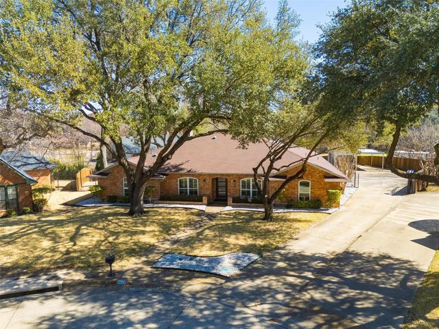 1416 Dreda Circle, Desoto, TX 75115