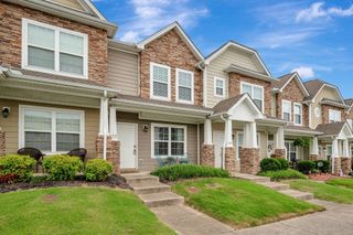 133 Cobblestone Place Dr, Goodlettsville, TN 37072