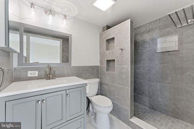 880 POLLARD ST #804, Arlington, VA 22203