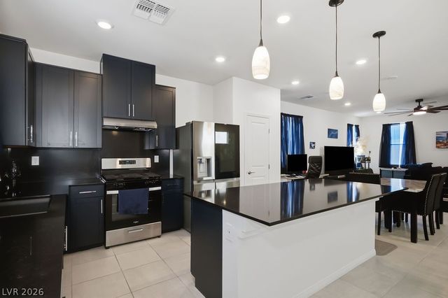 4700 Parkarbor Avenue, Las Vegas, NV 89141