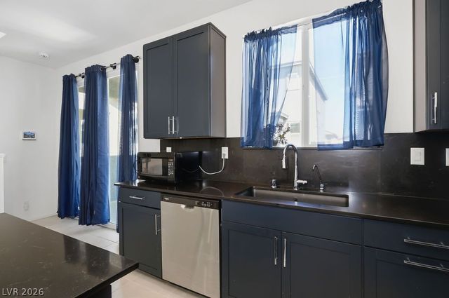 4700 Parkarbor Avenue, Las Vegas, NV 89141