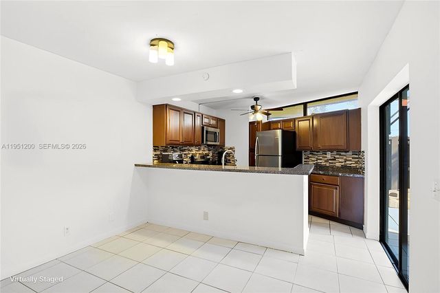 23024 Oxford Pl C, Boca Raton, FL 33433
