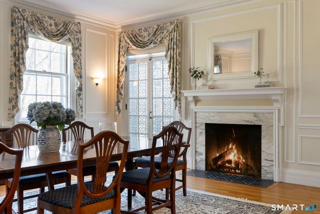 85 Bloomfield Avenue, West Hartford, CT 06105