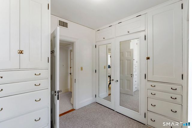 85 Bloomfield Avenue, West Hartford, CT 06105