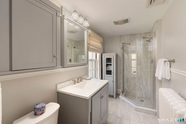 85 Bloomfield Avenue, West Hartford, CT 06105