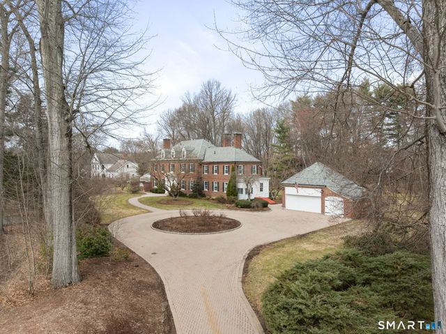 85 Bloomfield Avenue, West Hartford, CT 06105