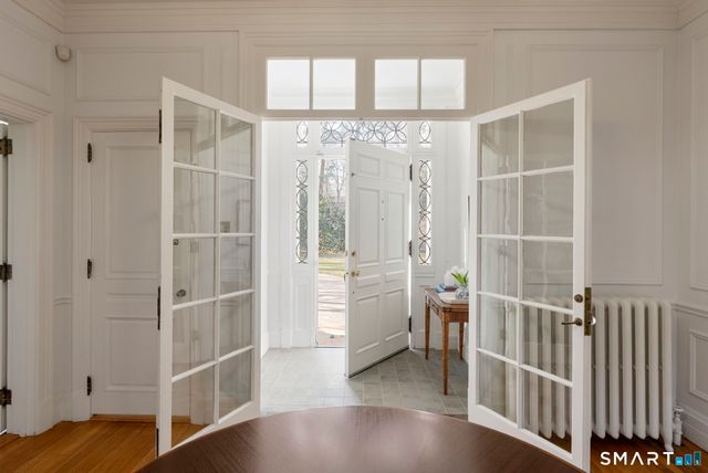 85 Bloomfield Avenue, West Hartford, CT 06105